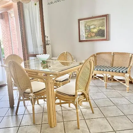 Appartamento With Swimming Pool In Manerba Del Garda